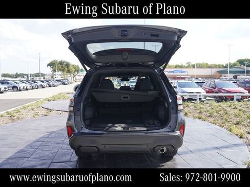 Used 2025 Subaru Forester Touring AWD/4WD image 7