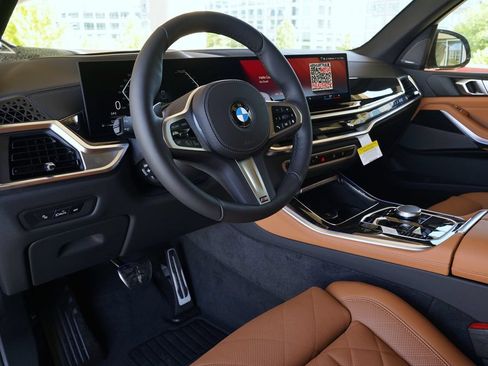 Used 2026 BMW X5 xDrive40i w/ M Sport Package AWD/4WD image 12