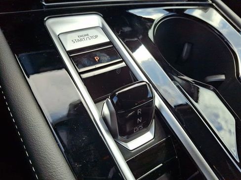 New 2026 Volkswagen Atlas SE image 7