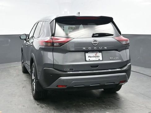 Used 2022 Nissan Rogue SL w/ SL Premium Package image 5