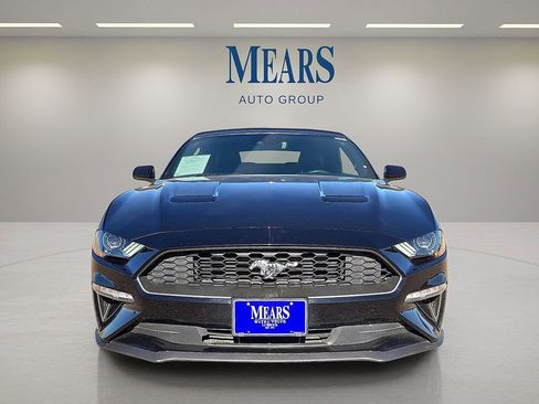Used 2023 Ford Mustang Premium image 9