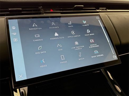 Used 2024 Land Rover Range Rover Sport SE image 15