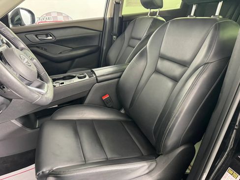 Used 2023 Nissan Rogue SV w/ SV Premium B Package AWD/4WD image 30