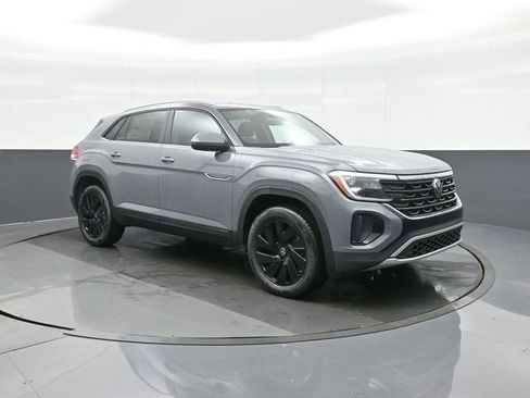 New 2026 Volkswagen Atlas Cross Sport SE AWD/4WD image 1