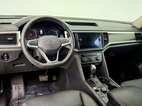 Used 2021 Volkswagen Atlas SE w/ Panoramic Sunroof Package image 13