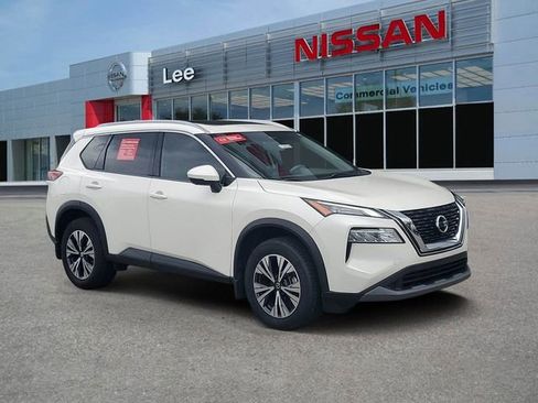Certified 2021 Nissan Rogue SV w/ Premium Package FWD image 1