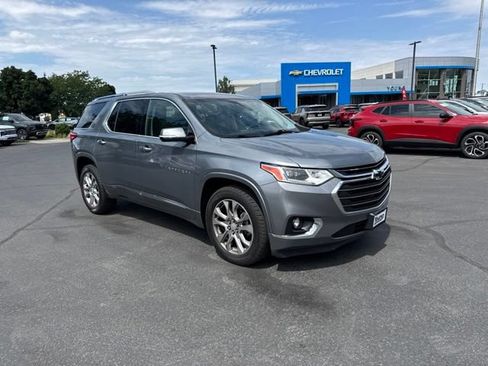 Used 2018 Chevrolet Traverse Premier AWD/4WD image 1