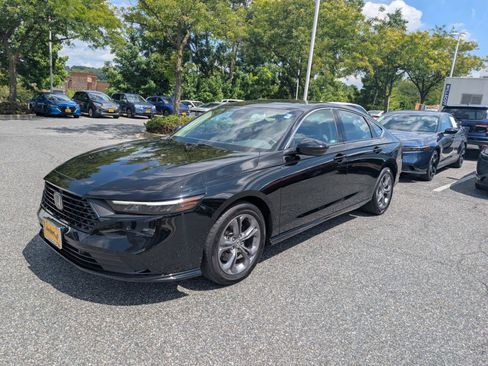 Used 2023 Honda Accord EX-L image 7