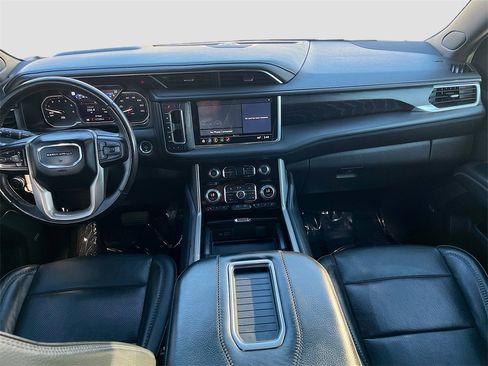 Used 2021 GMC Yukon XL Denali w/ Denali Ultimate Package image 24