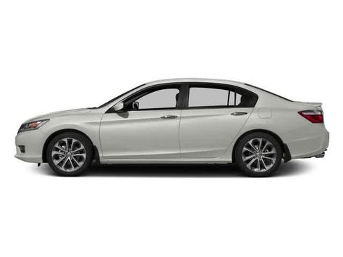 Used 2015 Honda Accord Sport image 3