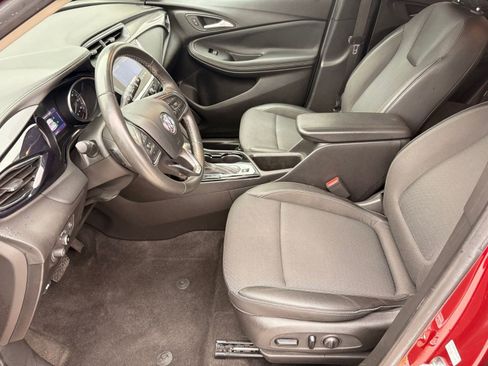 Used 2022 Buick Encore GX Select w/ Sport Touring Package image 5