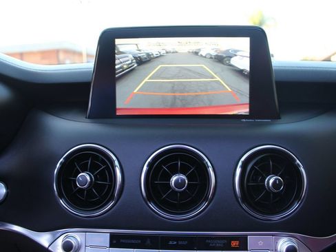 Used 2018 Kia Stinger GT1 RWD image 28
