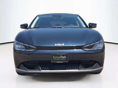 Used 2024 Kia EV6 Light AWD/4WD image 2
