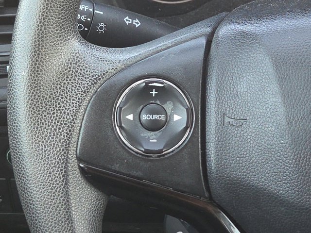 Used 2018 Honda HR-V LX image 29