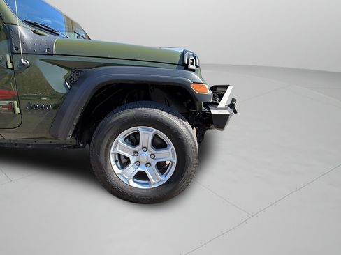 Used 2021 Jeep Wrangler Sport AWD/4WD image 14
