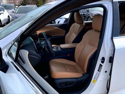 Used 2023 Lexus RX 350 Premium Plus w/ Accessory Package image 8