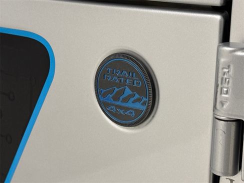 Used 2022 Jeep Wrangler Unlimited Rubicon 4xe w/ Cold Weather Group image 11