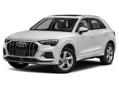 Used 2022 Audi Q3 2.0T Premium Plus w/ Premium Plus Package