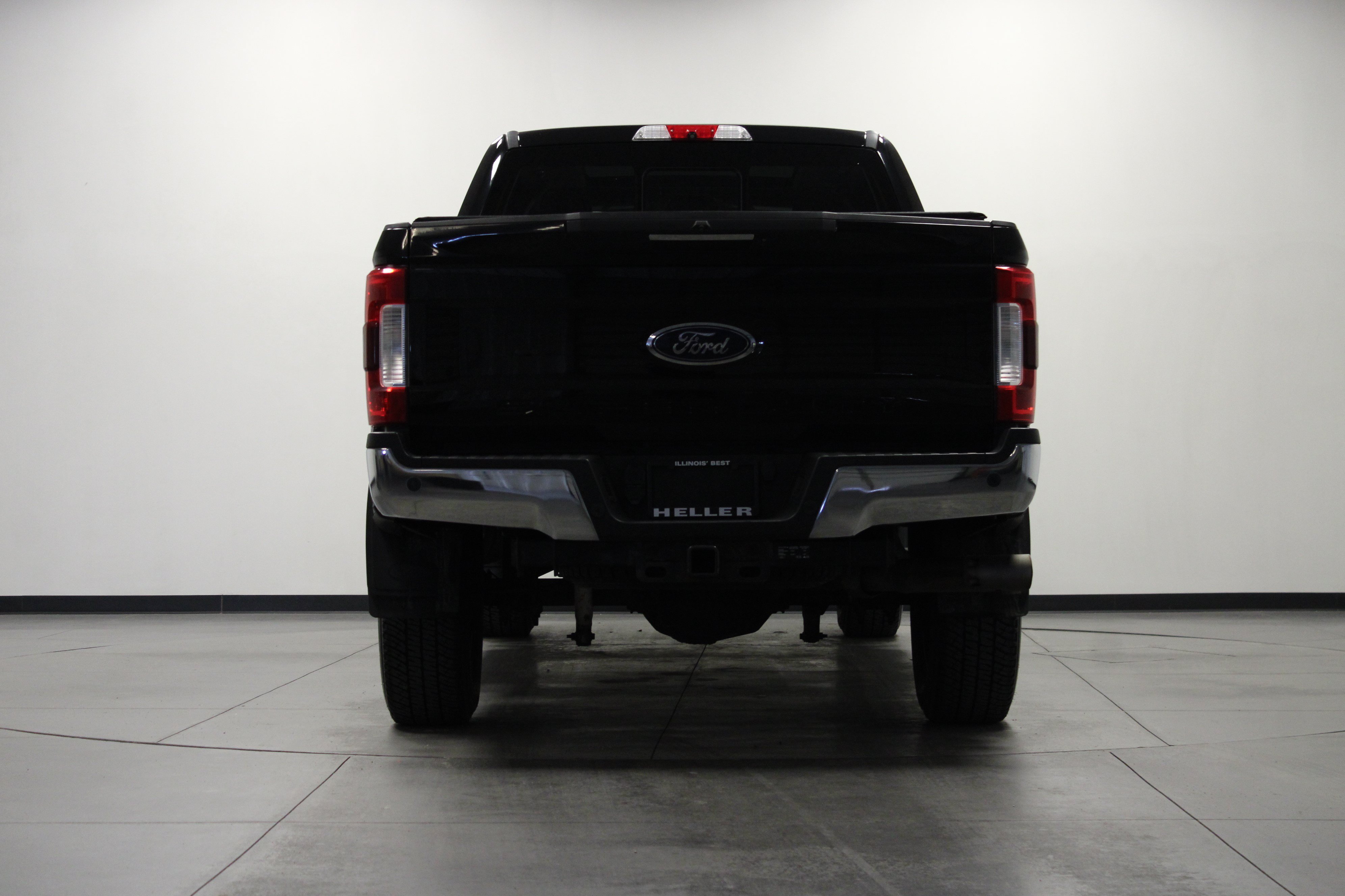 Used 2018 Ford F250 Lariat w/ Lariat Ultimate Package AWD/4WD image 5