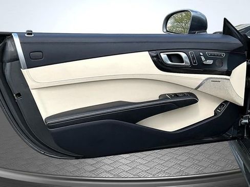 Used 2018 Mercedes-Benz SL 450 image 18