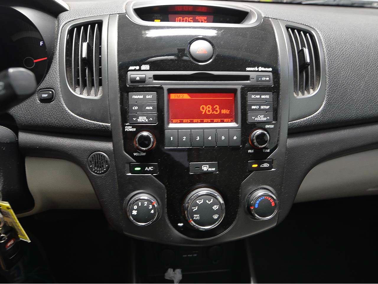 Used 2013 Kia Forte Koup EX FWD image 13