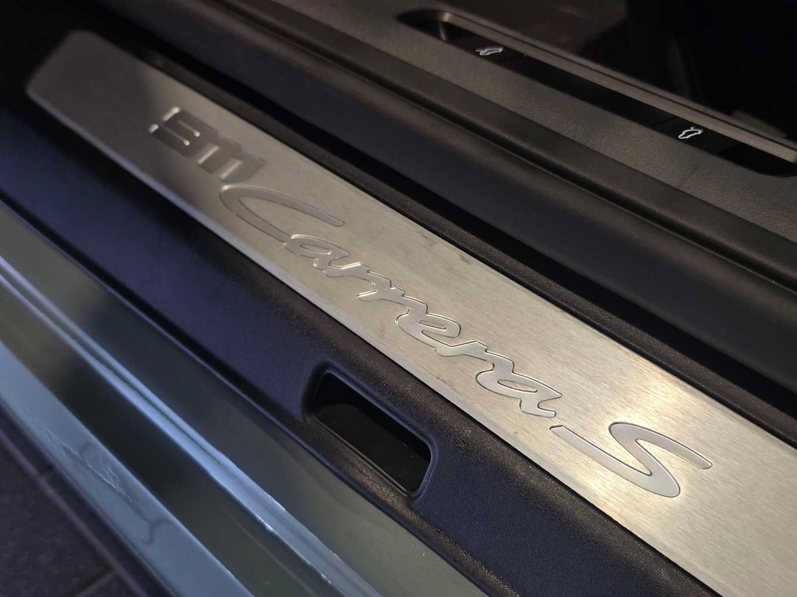 Used 2025 Porsche 911 Carrera S RWD image 22