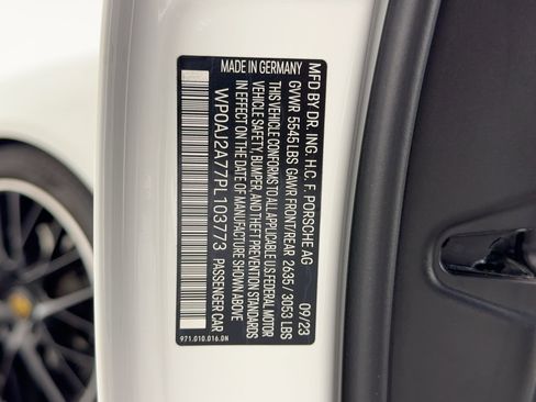 Certified 2023 Porsche Panamera Platinum Edition image 21