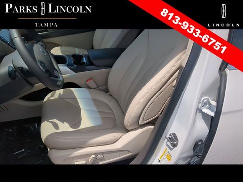 Used 2018 Lincoln MKX Premiere FWD image 17