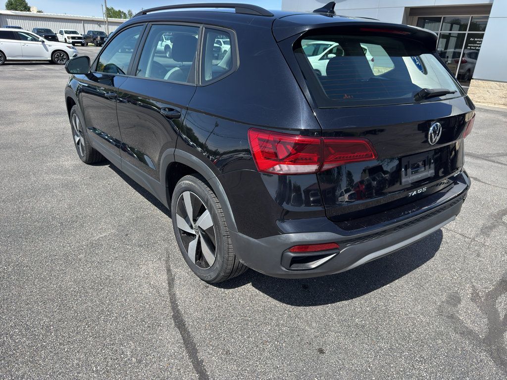 Used 2024 Volkswagen Taos S AWD/4WD image 6