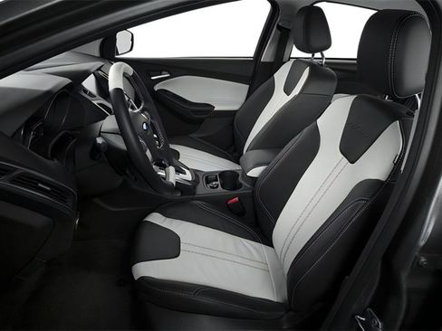 Used 2014 Ford Focus SE FWD image 6