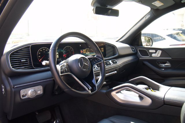 Used 2025 Mercedes-Benz GLE 350 4MATIC image 16