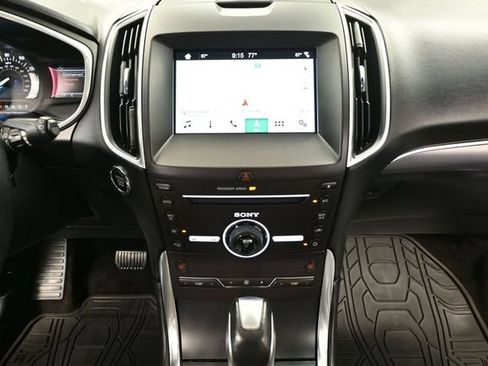 Used 2016 Ford Edge Titanium w/ Technology Package AWD/4WD image 24