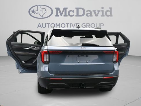 Used 2025 Ford Explorer ST-Line w/ Premium Package RWD image 44