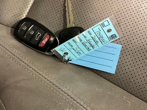 Used 2008 Hyundai Veracruz GLS AWD/4WD image 22