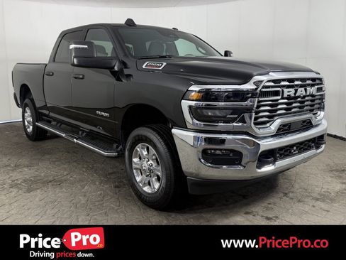 Used 2026 RAM 2500 Big Horn AWD/4WD image 1