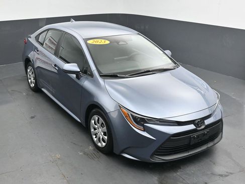 Used 2023 Toyota Corolla LE image 24