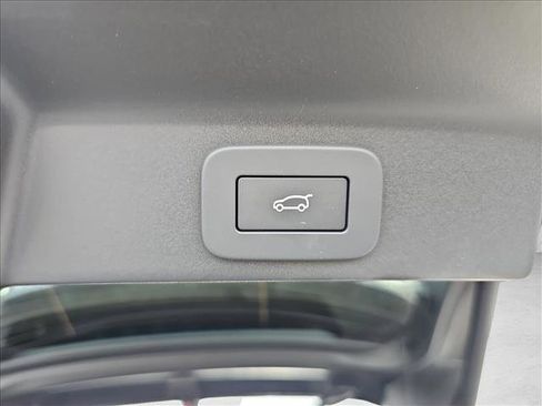 New 2026 Jaguar F-PACE R-Dynamic S AWD/4WD image 7