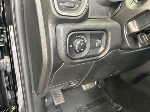 Used 2025 RAM 2500 Tradesman image 40