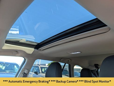 Certified 2025 Subaru Outback Limited AWD/4WD image 5