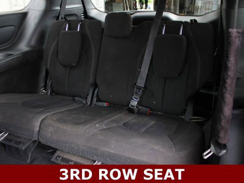 Used 2020 Chrysler Pacifica Touring w/ Advanced Safetytec Group FWD image 8