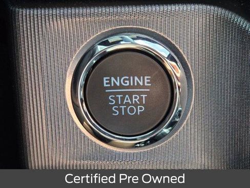 Used 2025 Ford F350 Platinum w/ FX4 Off-Road Package AWD/4WD image 29