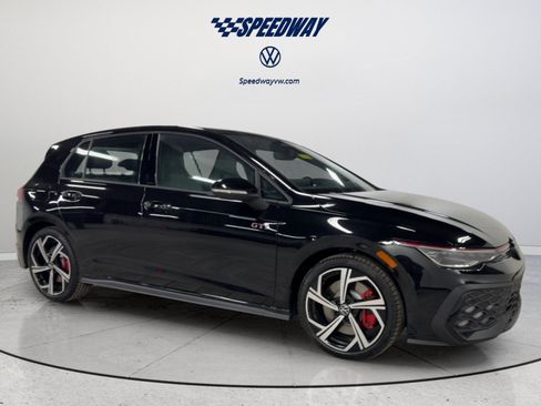 New 2026 Volkswagen GTI SE FWD image 2