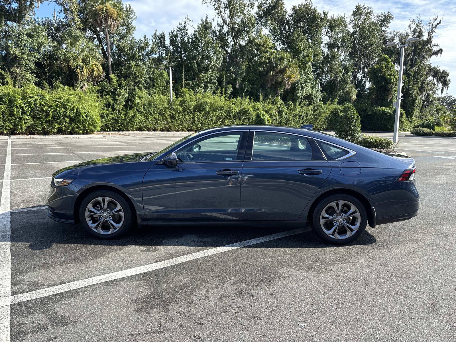 Used 2024 Honda Accord EX image 6