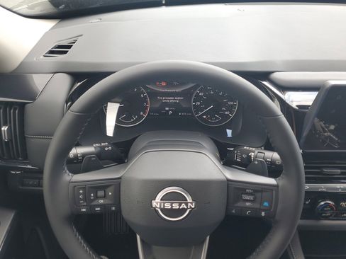 New 2026 Nissan Pathfinder SV image 13