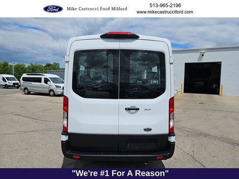 Used 2023 Ford Transit 350 XLT RWD image 4