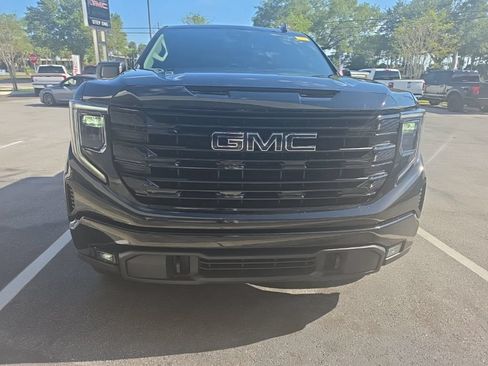 Used 2024 GMC Sierra 1500 Elevation w/ LPO, Elevation Black Package AWD/4WD image 5
