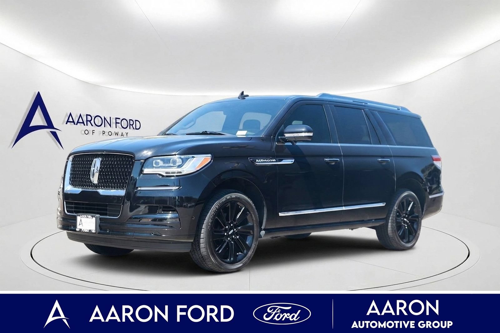 Used 2024 Lincoln Navigator L Reserve AWD/4WD image 1