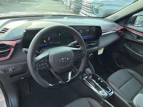 New 2026 Chevrolet TrailBlazer RS w/ Convenience Package FWD image 3