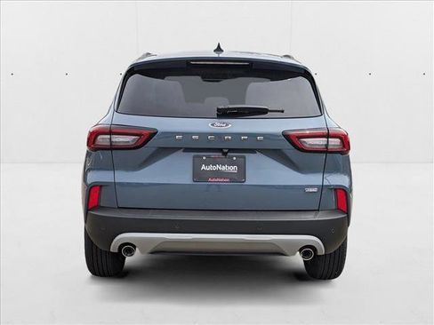 New 2024 Ford Escape SE image 8