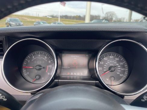 Used 2017 Ford Mustang GT Premium image 26